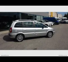 Auto - Opel zafira 2.0 dti elegance 7 posti