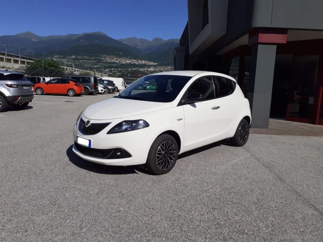 Auto - Lancia ypsilon 1.0 firefly 5p. hybrid platino