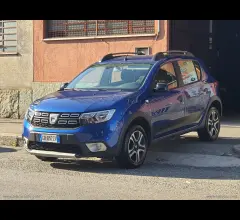 Auto - Dacia sanderostepway1.0tce100 eco-g 15th anniv