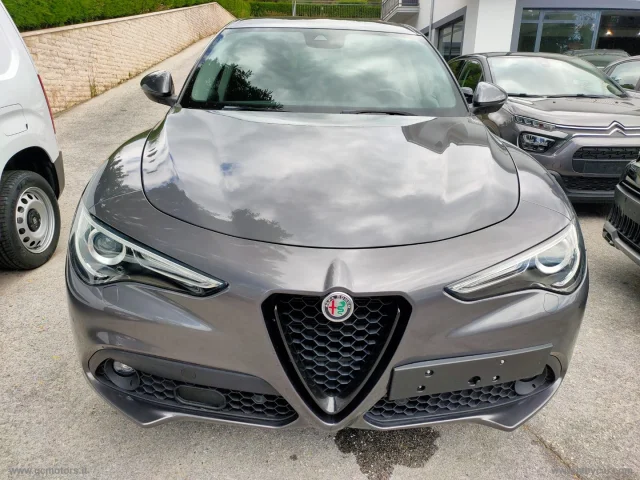 Auto - Alfa romeo stelvio 2.2 t.diesel 190cv at8 q4 sprint
