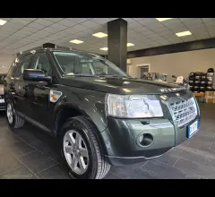 Auto - Land rover freelander 2.2 td4