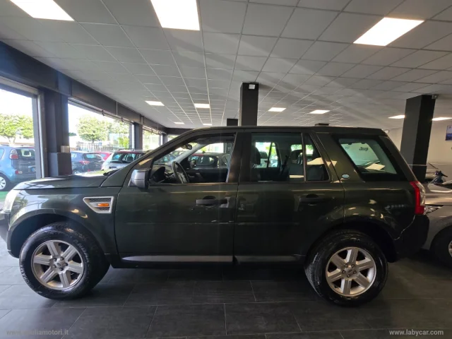 Auto - Land rover freelander 2.2 td4