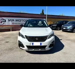 Auto - Peugeot 3008 allure 1.5 bluehdi 130cv