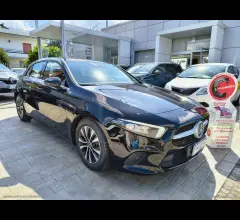 Auto - Mercedes-benz a 180 d automatic business extra