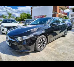 Auto - Mercedes-benz a 180 d automatic business extra