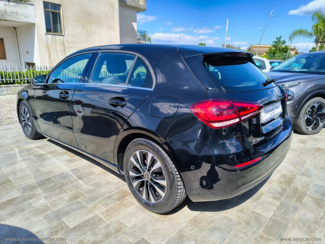Auto - Mercedes-benz a 180 d automatic business extra