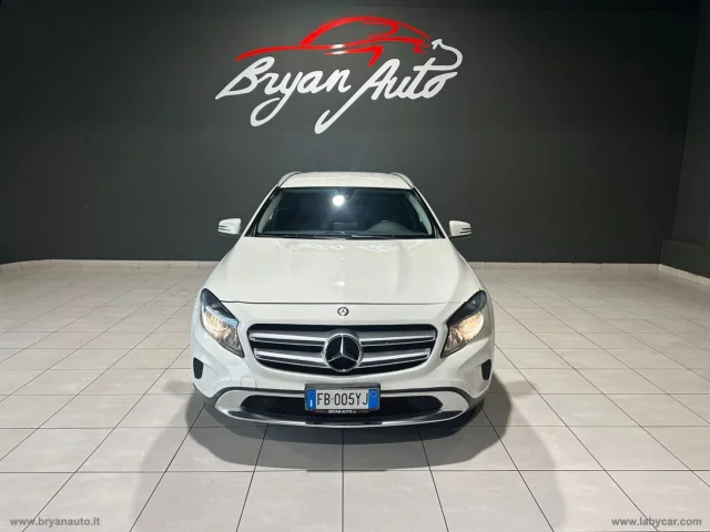 Auto - Mercedes-benz gla 180 d automatic business