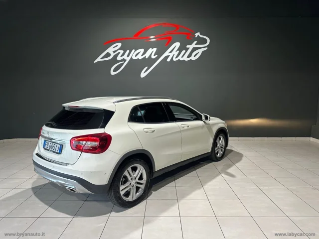 Auto - Mercedes-benz gla 180 d automatic business
