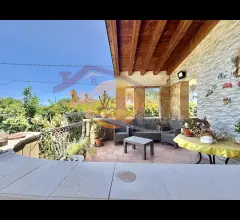 Appartamenti in Vendita - Villa in vendita a siracusa ognina