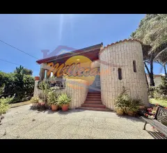 Appartamenti in Vendita - Villa in vendita a siracusa ognina
