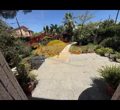 Appartamenti in Vendita - Villa in vendita a siracusa ognina
