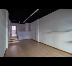 Appartamenti in Vendita - Negozio in affitto a lecco