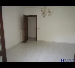 Appartamenti in Vendita - Semindipendente codena rif 4385