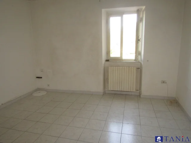 Appartamenti in Vendita - Semindipendente codena rif 4385