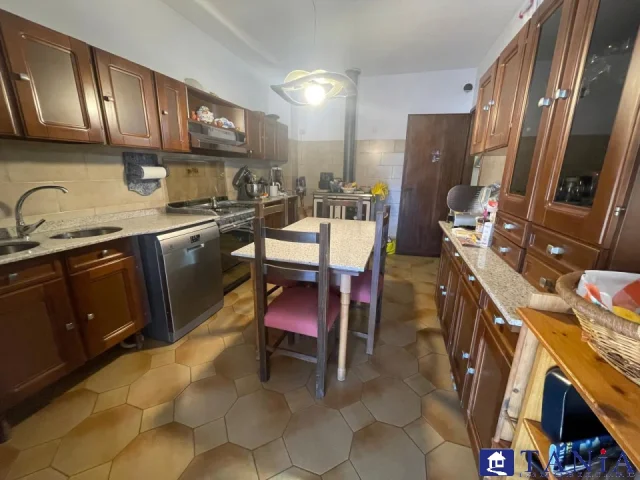 Appartamenti in Vendita - Porzione di casa sant'antonio rif 4552