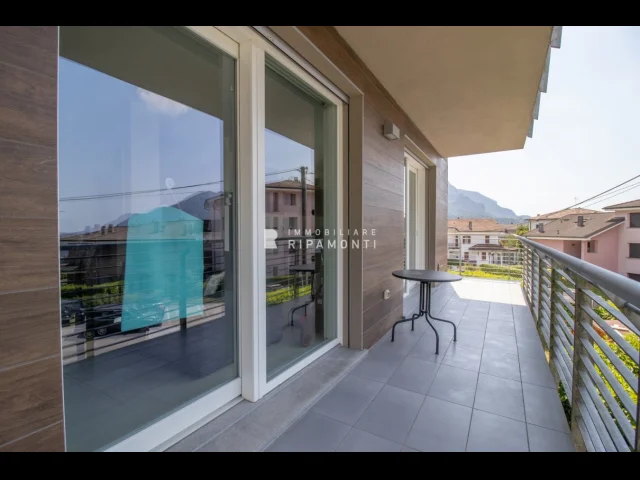 Appartamenti in Vendita - Trilocale a lecco