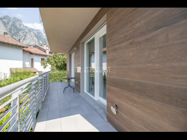 Appartamenti in Vendita - Trilocale a lecco