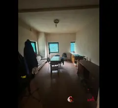 Appartamenti in Vendita - Capannone a campata unica indipendente con area esterna