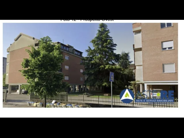 Appartamenti in Vendita - Appartamento con posto auto