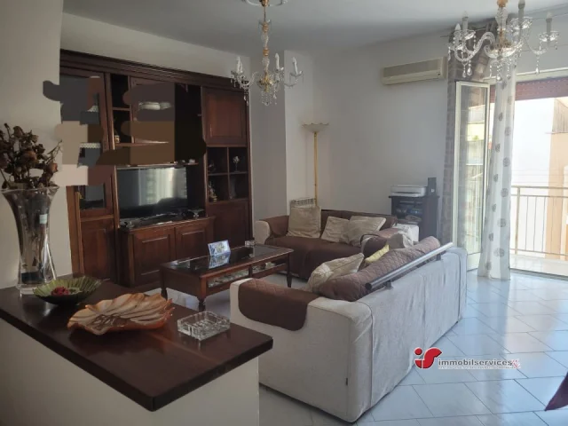 Appartamenti in Vendita - Appartamento in vendita in via timeo