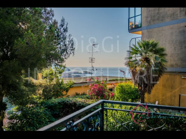 Appartamenti in Vendita - Pentalocale di 110mq con terrazza e giardino vendita andora