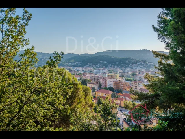Appartamenti in Vendita - Pentalocale di 110mq con terrazza e giardino vendita andora