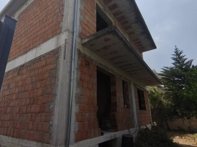 Appartamenti in Vendita - **villa in costruzione in vendita - un'opportunità unica! **