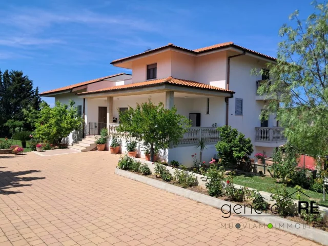 Villa in vendita in colle della morte - castilenti (te)