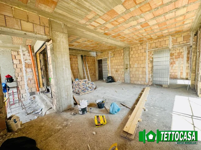 Appartamenti in Vendita - Villa  moderna semi-indipendente, in costruzione!