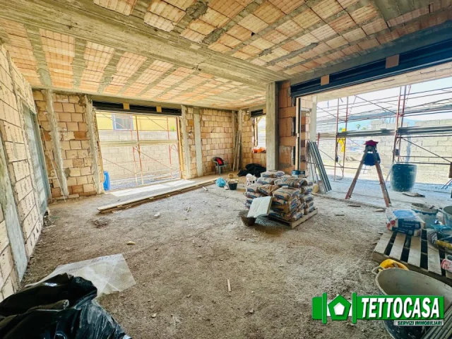 Appartamenti in Vendita - Villa  moderna semi-indipendente, in costruzione!