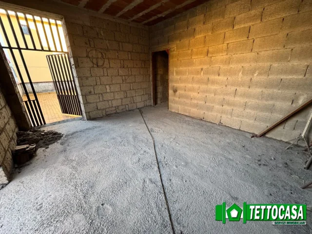 Appartamenti in Vendita - Brusciano grandi dimensioni  balconata percorso gigli