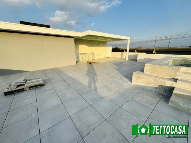 Appartamenti in Vendita - Nuova costruzione con terrazzo e piscina