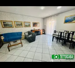 Appartamenti in Vendita - Grande appartamento zona centralissima