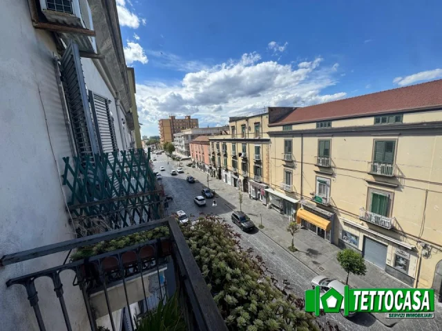 Appartamenti in Vendita - Appartamento con terrazzo affaccio corso umberto