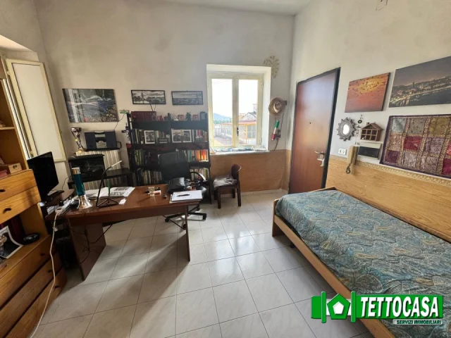 Appartamenti in Vendita - Appartamento con terrazzo affaccio corso umberto