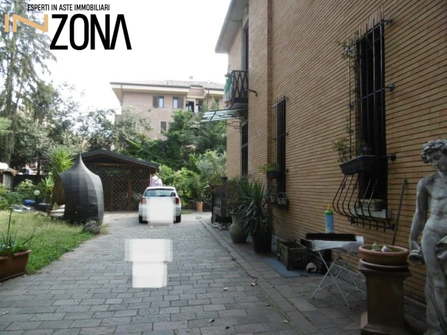 Appartamenti in Vendita - Abitazione in villini - corso italia 56, - viale edison 4