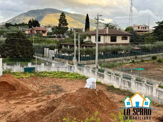 Appartamenti in Vendita - Apparteamento secondo piano contrada cavaseno