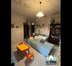 Appartamenti in Vendita - Apparteamento secondo piano contrada cavaseno