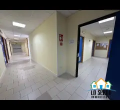 Appartamenti in Vendita - Vendesi struttura ospedaliera a mazara del vallo