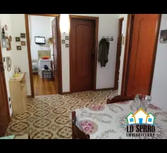Appartamenti in Vendita - Appartamento via monte grappa secondo piano