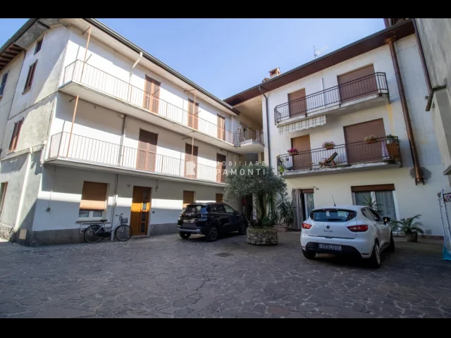Appartamenti in Vendita - Complesso immobiliare di otto appartamenti.