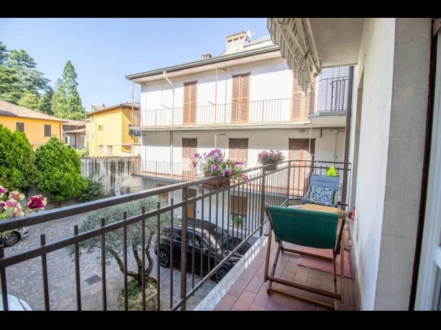 Appartamenti in Vendita - Complesso immobiliare di otto appartamenti.