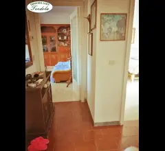 Appartamenti in Vendita - Appartamento 200 mt dalla spiaggia con cantina e posto auto