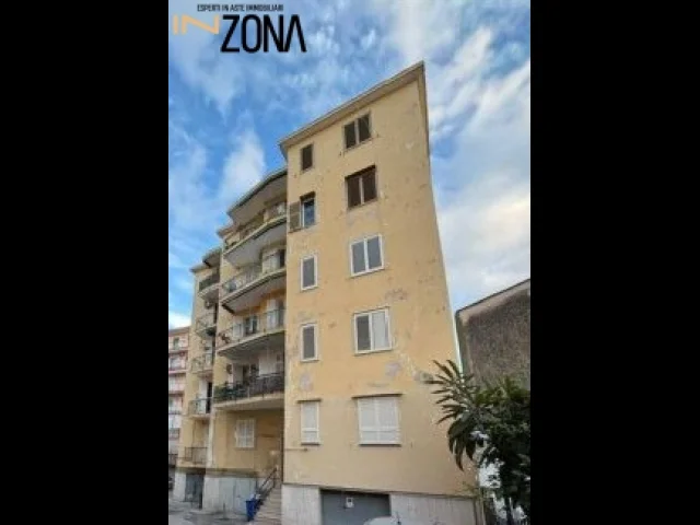Appartamenti in Vendita - Appartamento - vlle privato madonna, 9, torre del greco