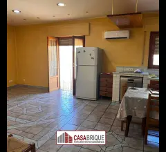 Appartamenti in Vendita - Quadrilocale di 120 mq con balcone in vendita a bagheria