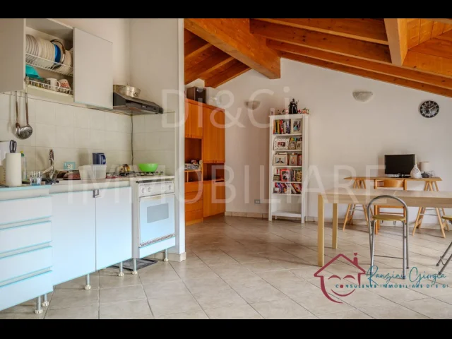 Appartamenti in Vendita - Appartamento trilocale con terrazza in vendita ad ortovero