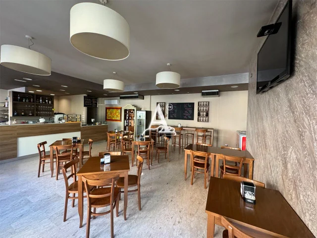Appartamenti in Vendita - Tecnoazienda - bar tabaccheria