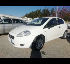 Auto - Fiat grande punto 1.3 mjt 75 cv 5p speed