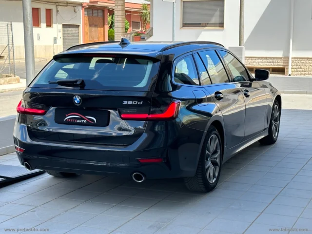 Auto - Bmw 320d touring business advantage aut.