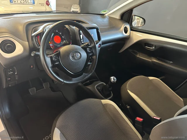 Auto - Toyota aygo connect 1.0 vvt-i 72 cv 5p.team deutschland